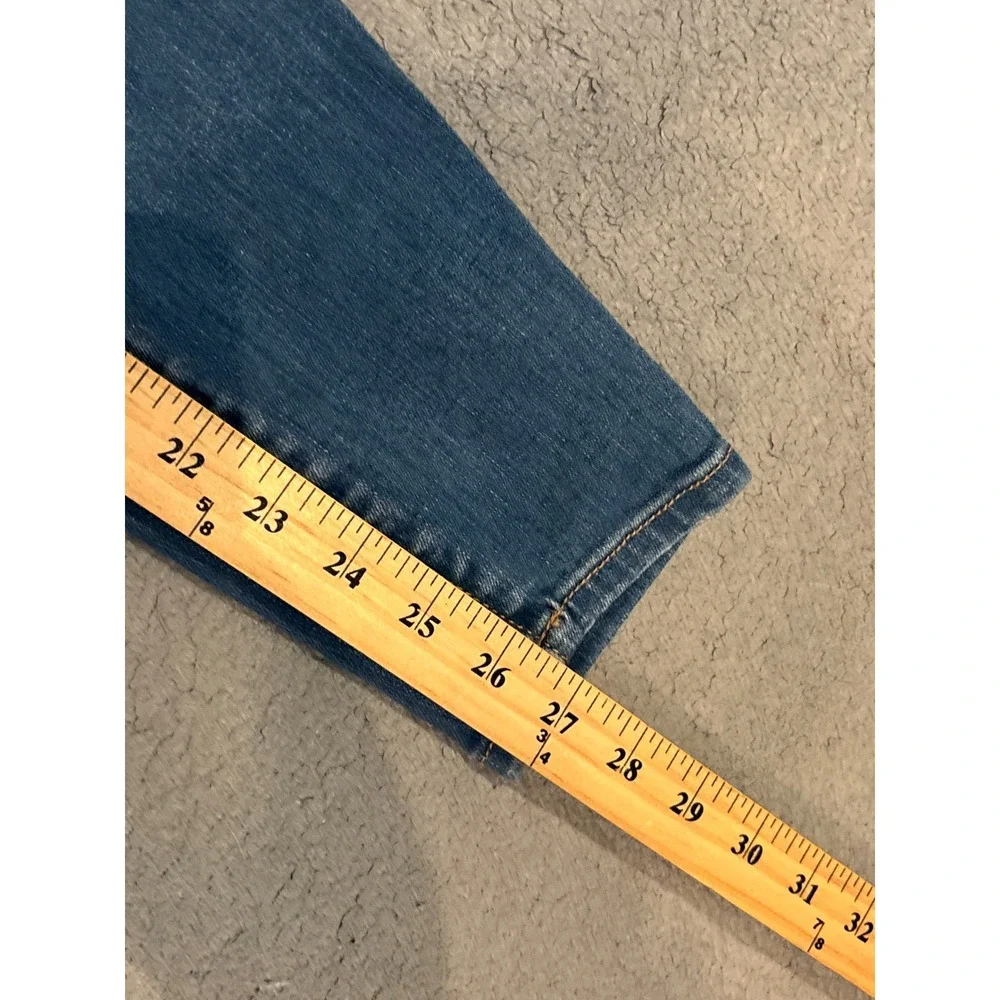 American Eagle Next Level Stretch Distressed Jeggings Blue Size 4 Short Skinny